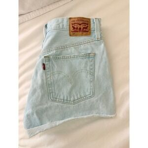 LEVIS women's Jean shorts  27